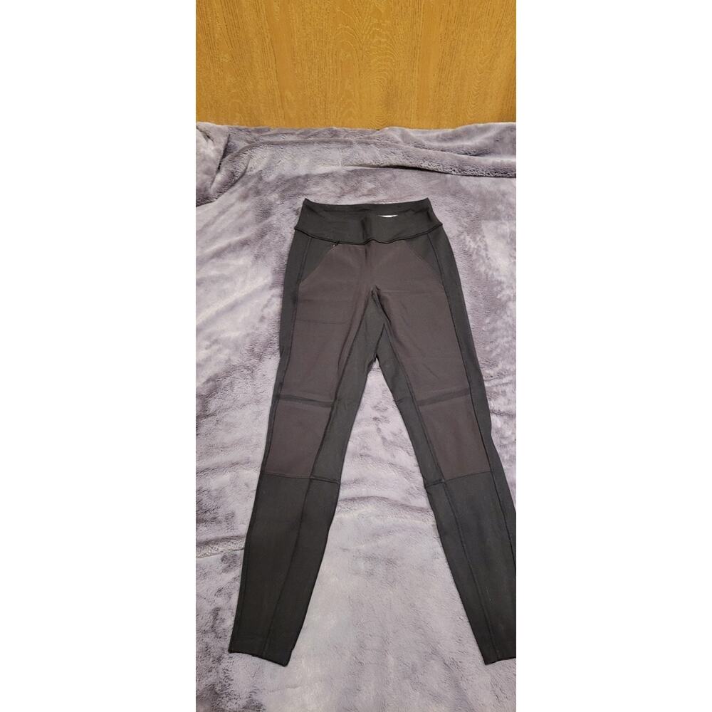 The North Face Women’s Black Leggings Size Small High Rise Mesh Panels Activewea